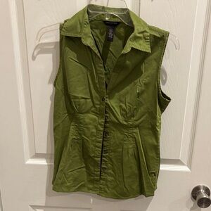 Banana republic Olive Sleeveless Button-Down Shirt